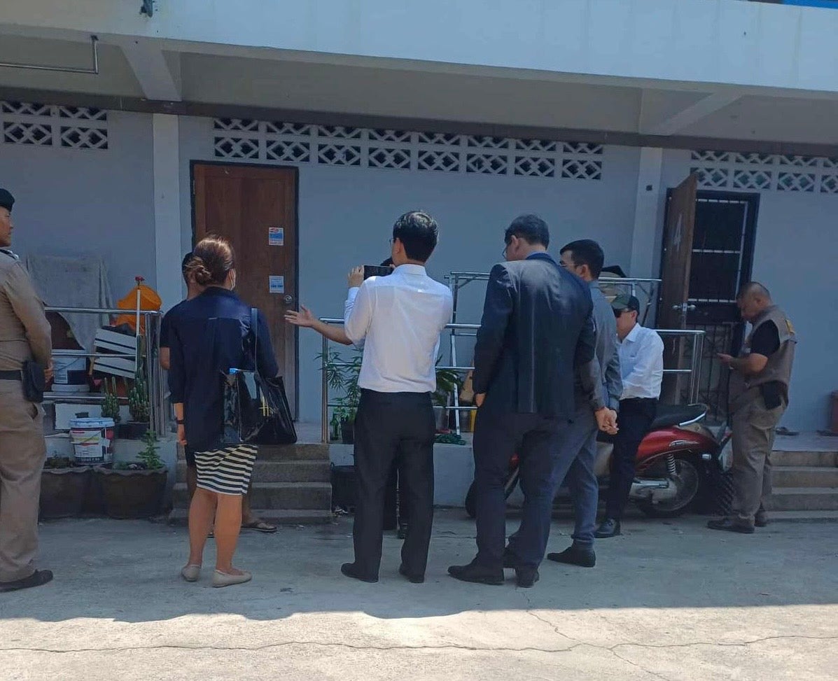 Công an Việt Nam tra hỏi người Việt tị nạn ở Thái Lan, tháng Ba năm 2024.