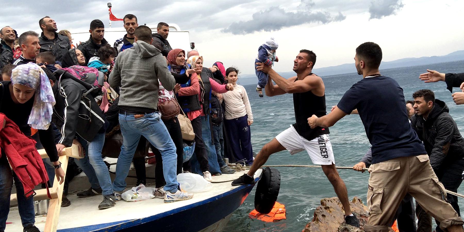 2016年世界人权报告封面