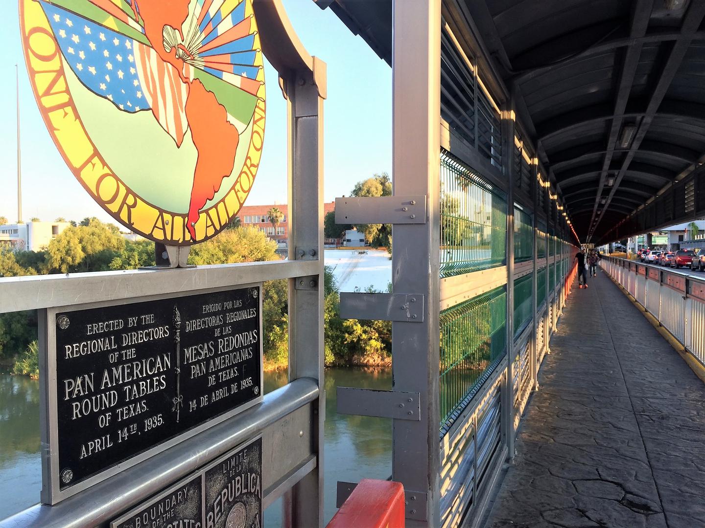 201711usp_deported_MexicoBorderPlaque2