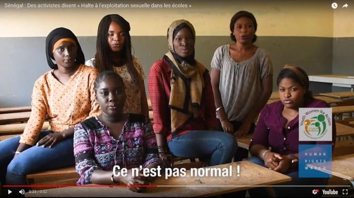 Ces jeunes activistes défendent le droit à l'éducation de toutes les Sénégalaises, dans un contexte serein et sans risque de harcèlement sexuel. #CeNestPasNormal