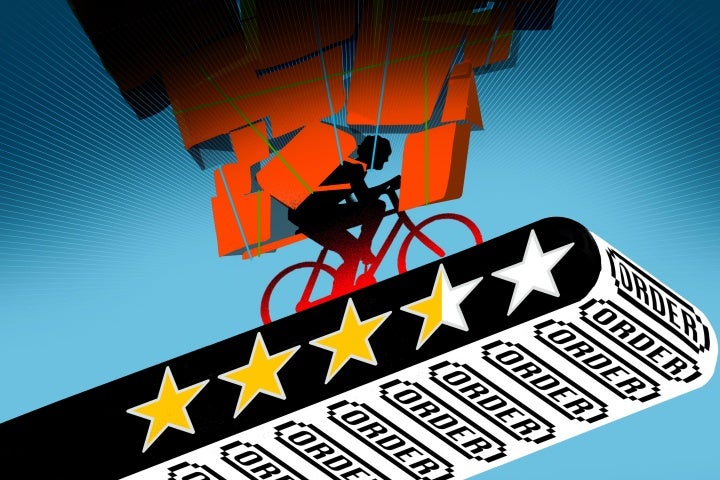 Illustration d’un « gig worker » sur une bicyclette, procédant à la livraison d’une commande effectuée via une plateforme numérique, en couverture d’un rapport de HRW publié en mai 2025 sur ce type de travail aux États-Unis. 