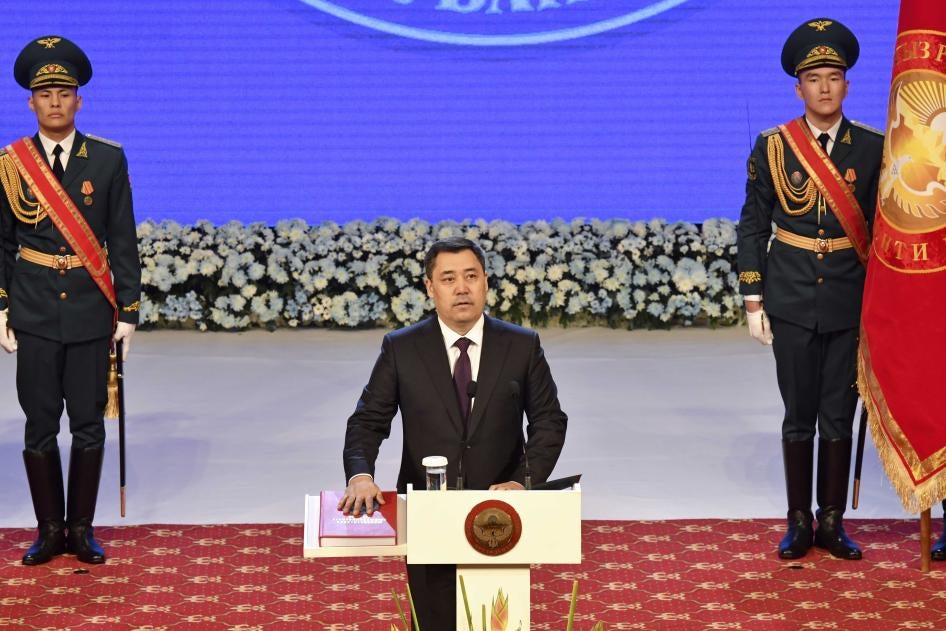 победивший на срочных выборах 10 января новый Президент Кыргызстана Садыр Жапаров на церемонии инаугурации в Бишкеке, Кыргызстан. Четверг 28 января 2021. 