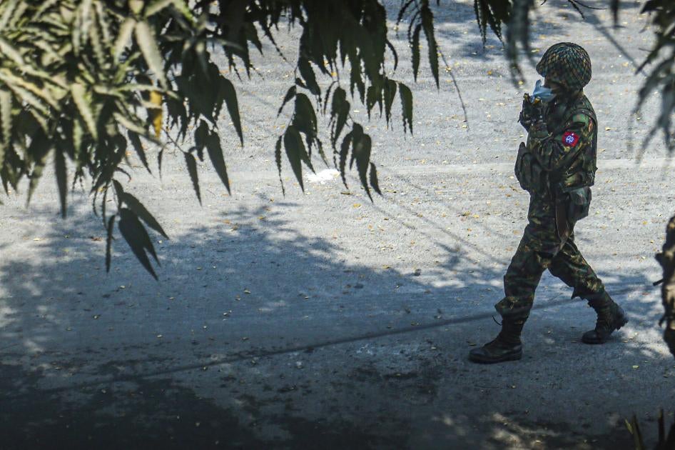 202112asia_japan_myanmar_military1