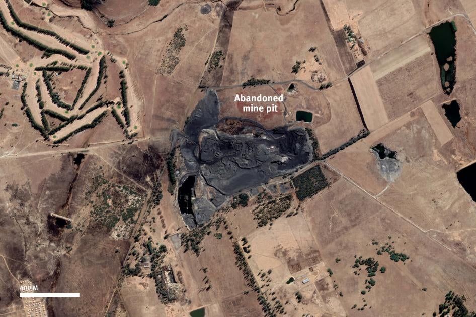 202207africa_southafrica_golfview_sat