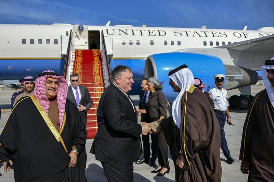 201901us_middleeast_bahrain_pompeo_alkhalifa