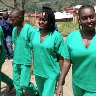 journalists in Burundi attend court session 