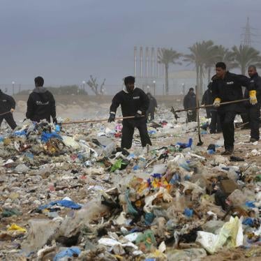 202006mena_leb_garbage