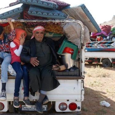 Syrian refugees prepare to return to Syria from the Lebanese border town of Arsal, Lebanon, June 28, 2018. © 2018 Reuters