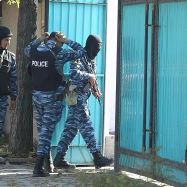 Counterterrorism police carry out a search in Bishkek, Kyrgyzstan on October 16, 2015. 