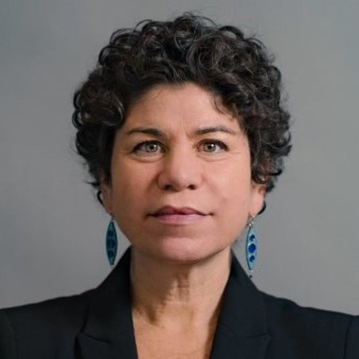 Antonia Juhasz headshot